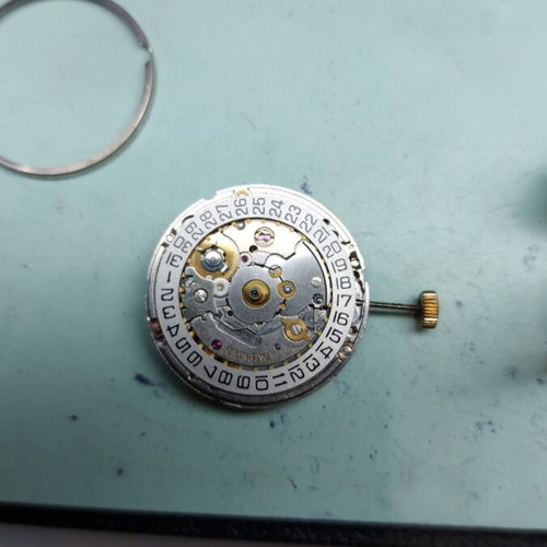 Tudor movement ETA 2824 79090 1993 like new, silver