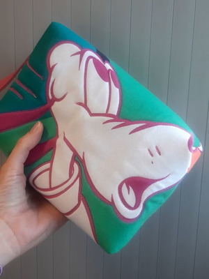 Χειροποίητο XL υφασμάτινο νεσεσέρ με τον Pluto