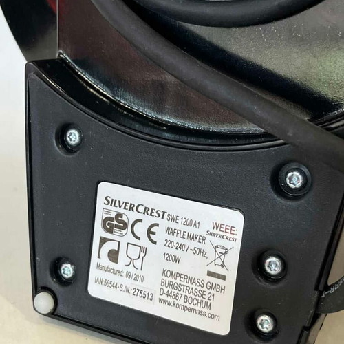 Silvercrest electric waffle maker with rotary temperature control