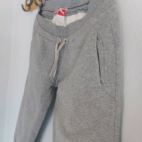 Puma grey sweatshirt pants like new, size S