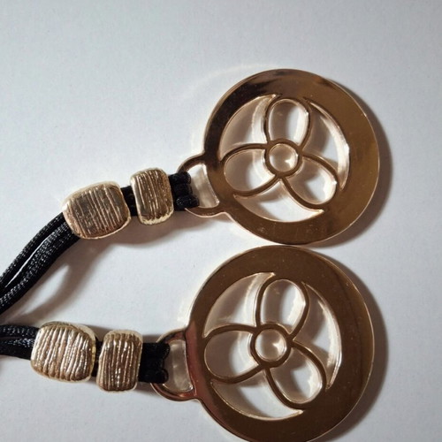 Glamour Necklace like new, black and gold