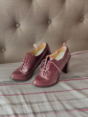 Дамски боти Doca Oxford Heels нови, бордо, номер 39
