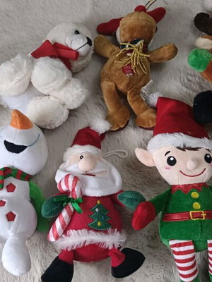 Christmas Plush Toys Used