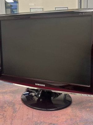 Samsung SyncMaster T190 LCD monitor Touch of Color series