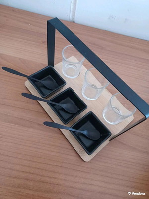 Modern aperitif serving set