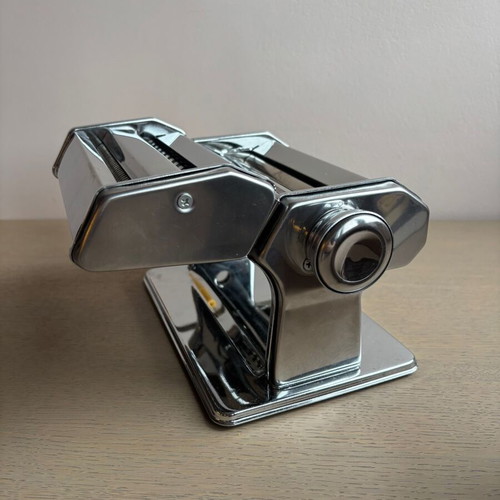 Tarrington House pasta machine new stainless steel manual