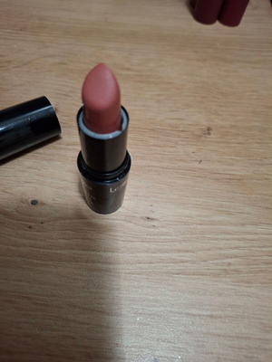 Lovie lipstick like new, nude color