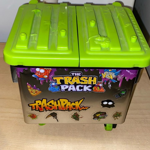 Trash Pack used vintage collection with bin and 100+ figures