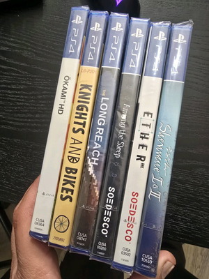PlayStation 4 games brand new, bundle