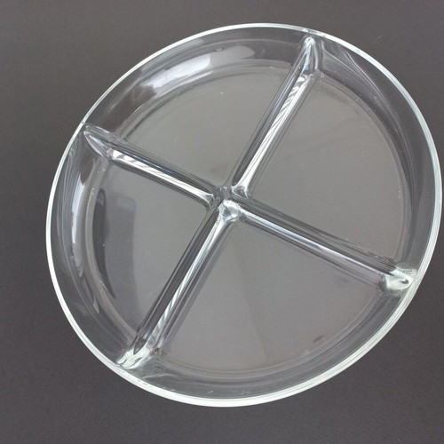 Glass serving platter like new, crystal/nut tray