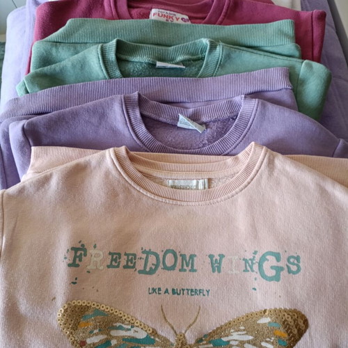 Girls' clothes used, for 4-5 years old, multicolored