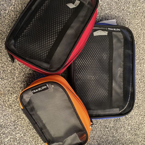 Travelon set of 3 travel toiletries mesh bags like new, black