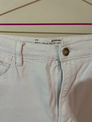 Stradivarius mom regular fit white jeans like new, size XL