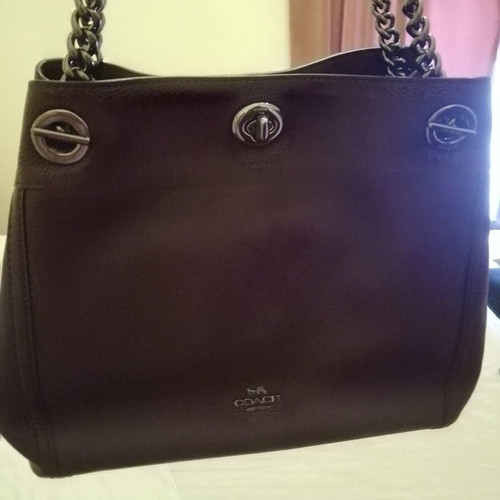 Coach shoulder bag, oxblood leather