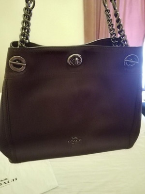 Coach shoulder bag, oxblood leather