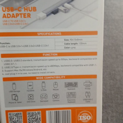 USB C Hub Adapter new sealed