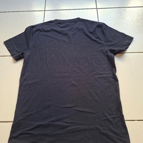 Abercrombie and Fitch t-shirt like new, dark blue, size M