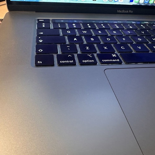 Apple MacBook Pro 16" 2019 with Intel Core i7, 16GB RAM, 512GB SSD