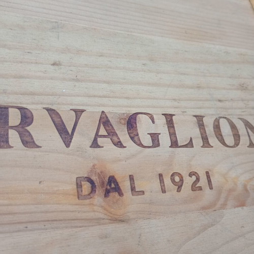 Varvaglione 1921 wooden drink box