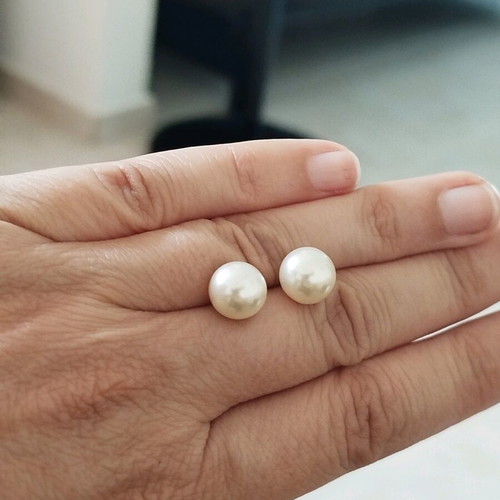 Pearl earrings new
