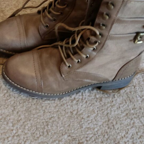 Tsakiris Mallas boots and ankle boots like new, leather, beige, sizes 36 and 39