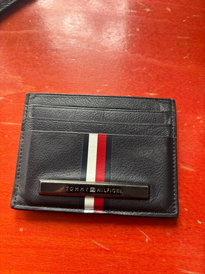 Tommy Hilfiger wallet new, black