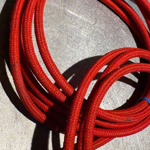 Red fabric cable with E27 like new