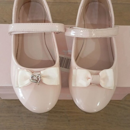 Nelli Blu pink patent ballerina shoes size 34