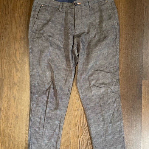 Boss men's pants pack of 3 used, size 46, gray