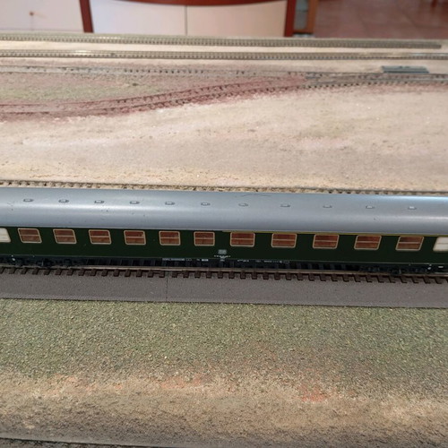 Lilliput long passenger train carriage used, scale 1:87 HO