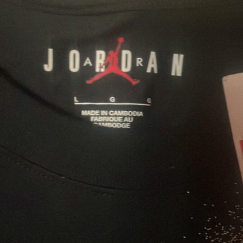 Jordan t-shirt new, size large, black