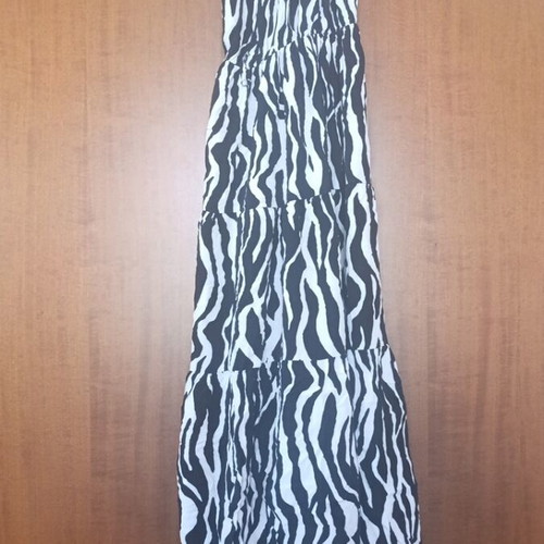 Dress used, comfortable midi black and white