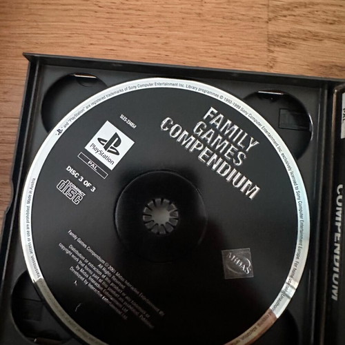 Family Games Compendium PlayStation PS1 used, 3 discs, 20 games