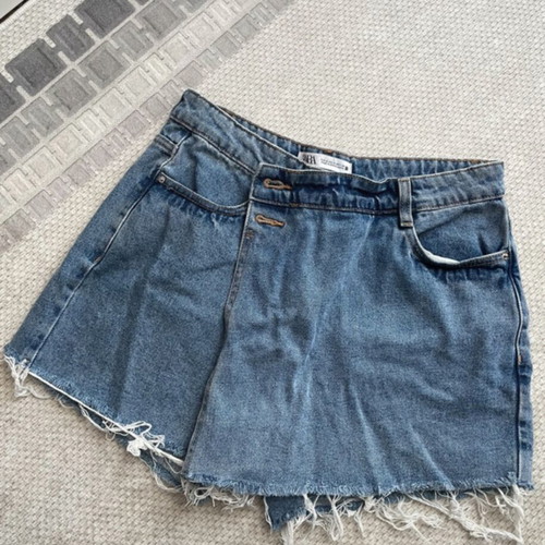 Zara blue skirt-shorts like new, size M