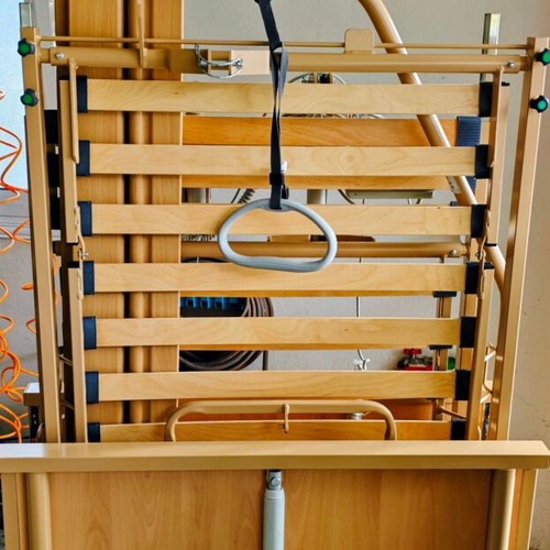 Electric hospital bed very adjustable like new with traction and brakes