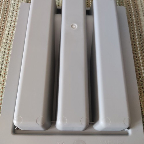 Plastic cutlery tray with three compartments