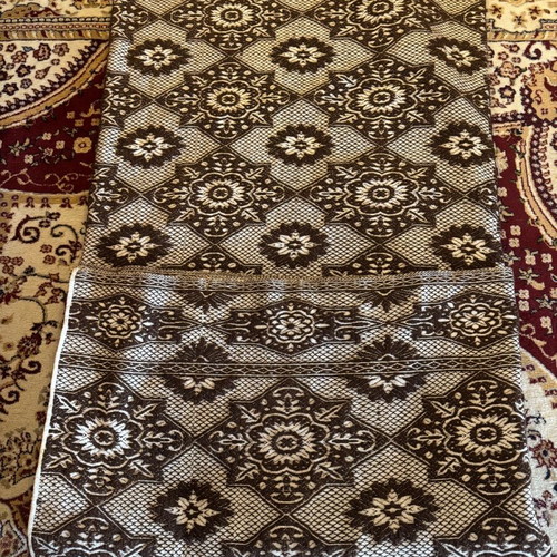 Wool woven blanket like new, large with vivid pattern