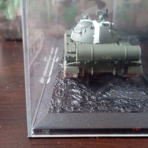 DeAgostini T-55A Polish Army tank model 1:72