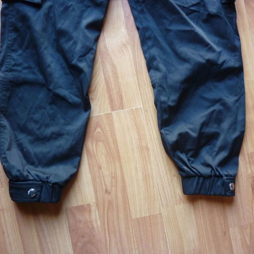 Bershka women's teen cargo pants XS like new, black with belt