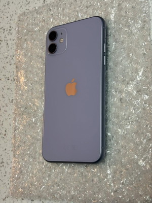 iPhone 11 64GB lilac like new, unlocked, OEM battery