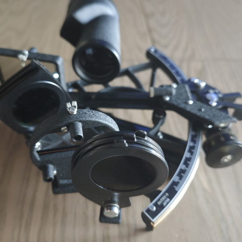 Tamaya MS-833 Marine Sextant like new with case and certificate