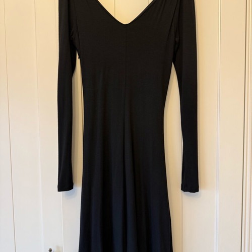 Celyn b. black viscose dress with long sleeves and gold detail
