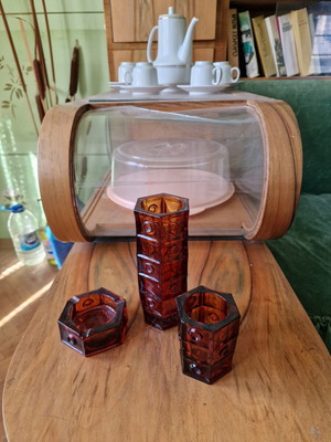 Amber vase set with ashtray like new, 1970s geometric design