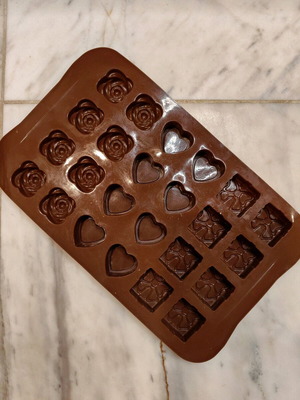 Silicone Assorted Candy Mold like new