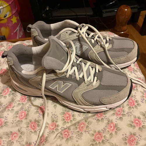 New Balance sneakers size 42.5, new, gray and white