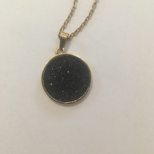 Double necklace like new, black and gold faux with pearly detail