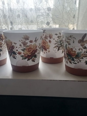 Set of 5 new hand-decorated flower pots for indoor plants