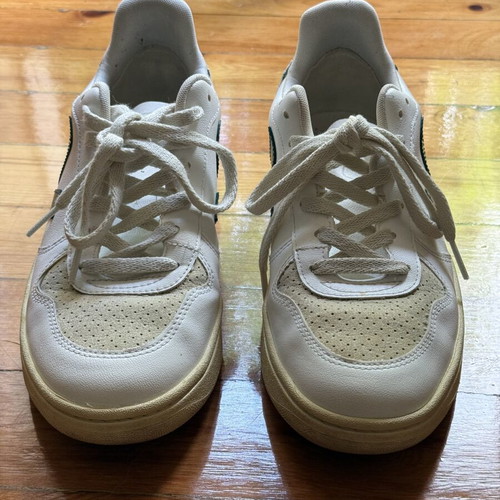 Veja Leather Sneakers White Green EU 41 Like New