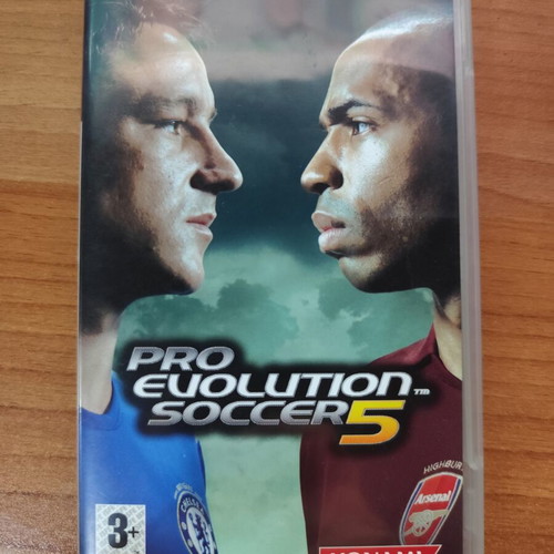 Pro Evolution Soccer 5 PSP used, sports game