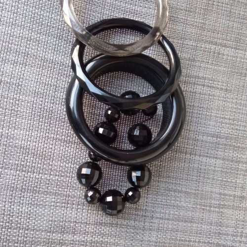 Bracelet set asymmetrical, like new